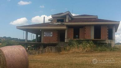 Villa unifamiliare in Lioni