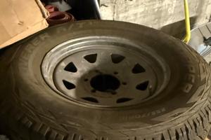 4 Ruote complete 255/70R16 (cerchio+pneumatico)M+S