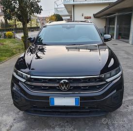 Volkswagen T-Roc R-Line 1.5 TSI ACT 150 CV manuale