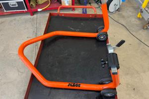 Cavalletto centrale KTM