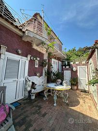 Villa indipendente con giardino