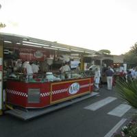 Autonegozio Pizzeria , friggitoria e braceria