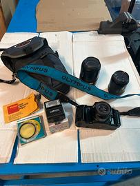 Olympus OM101 + 2 zoom