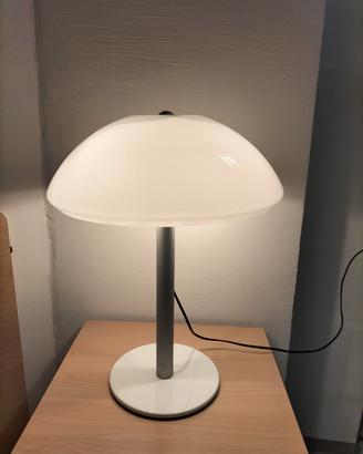 Lampada da tavolo di design vintage iguzzini 