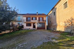 CASA SEMINDIPENDENTE A MARETTO