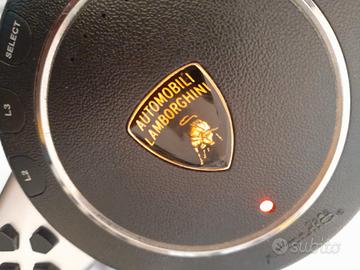 Volante e pedaliera Lamborghini 