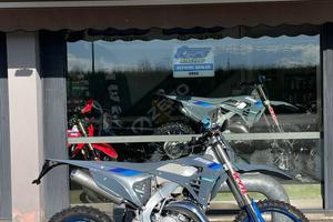 TM EN 125 ie MY 2025