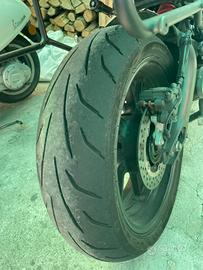 Moto Yamaha tracer900