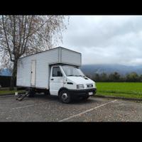 camion camperizzato Iveco Daily 
