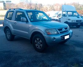 Mitsubishi Pajero III 3.2 16V DI-D 160CV 3p. GLX