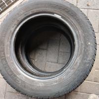 2 ruote invernali champiro i175/70 R stidless 14