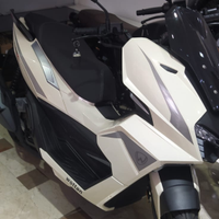 Scooter 125 wottan motor + 2 caschi