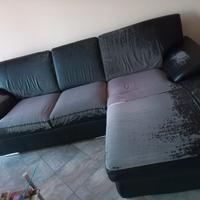 Divano in ecopelle usato