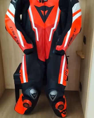 tuta con airbag Dainese 