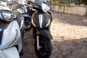 PIAGGIO Beverly 300 i.e. Anno