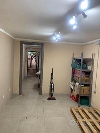 Appartamento con box e spazio esterno