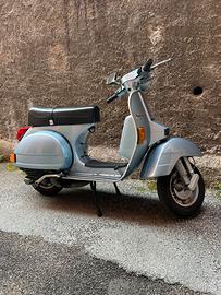 Vespa PX200 Arcobaleno