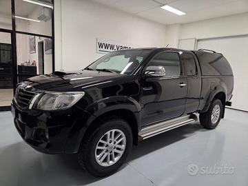 TOYOTA Hilux D-4D 4WD EXTRA CAB MANUALE
