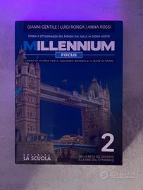 Libro scolastico storia