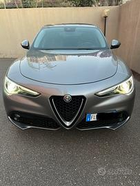 Alfa Romeo Stelvio 2.2
