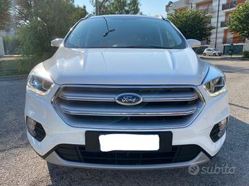 Ford kuga 1.5 tdci 120cv 88kw 2017 business plus