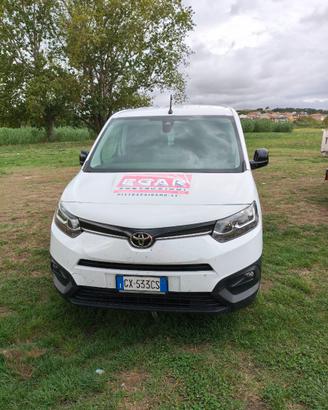 Toyota proace city con 2 porte scorrevoli