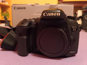 Fotocamera Reflex Canon eos 7D Mark II