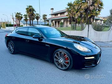 Porsche panamera 3.0 300cv