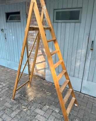 Scala in legno