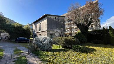 CASA INDIPENDENTE A BARONISSI