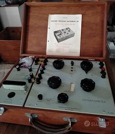 PORTABLE D.C. POTENTIOMETER Type P.3 anno 1962