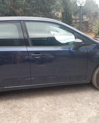 Vw Up! Take up blu berry
