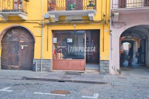 NEGOZIO IN PIENO CENTRO !!!