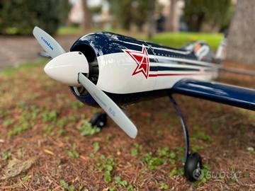 Aereo rc Riproduzione Sukhoi 26 Z-model Nuovo