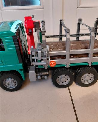 Bruder - camion tagliaboschi 