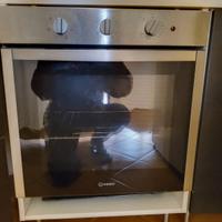 Forno incasso INDESIT ancora in garanzia