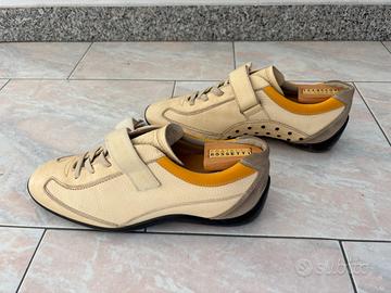 Sneakers Vintage Tod’s in Pelle