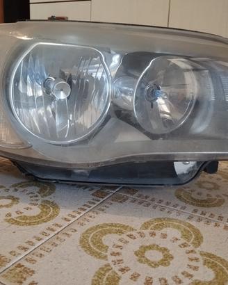 Faro anteriore destro  bmw e87 e88 e82