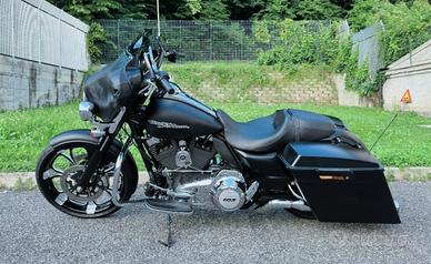HD Street Glide BAGGER- 2011