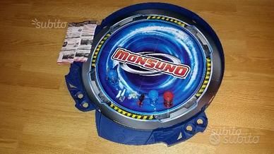 Monsuno Arena Stike sector e Hover craft