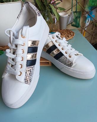 SCARPE SPORTIVE 