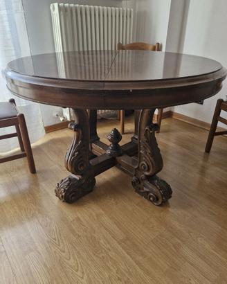Tavolo in legno d'epoca