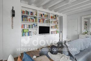 Villa di 240 m² con più di 5 locali e box auto dop