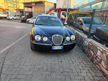 Jaguar S-Type 2.7 diesel V6 Executive