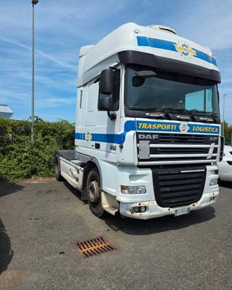 trattore DAF XF105