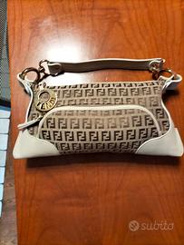 Borsa Fendi baguette