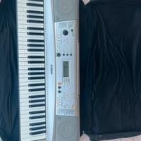 Yamaha Portatone PSR-E313