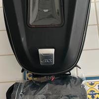 Givi ST612 Tankloch - Borsa termica estendibile da