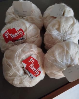 Gomitoli di lana bianca gr. 40 misto mohair n. 6