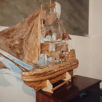 Veliero artigianale fatto a mano 